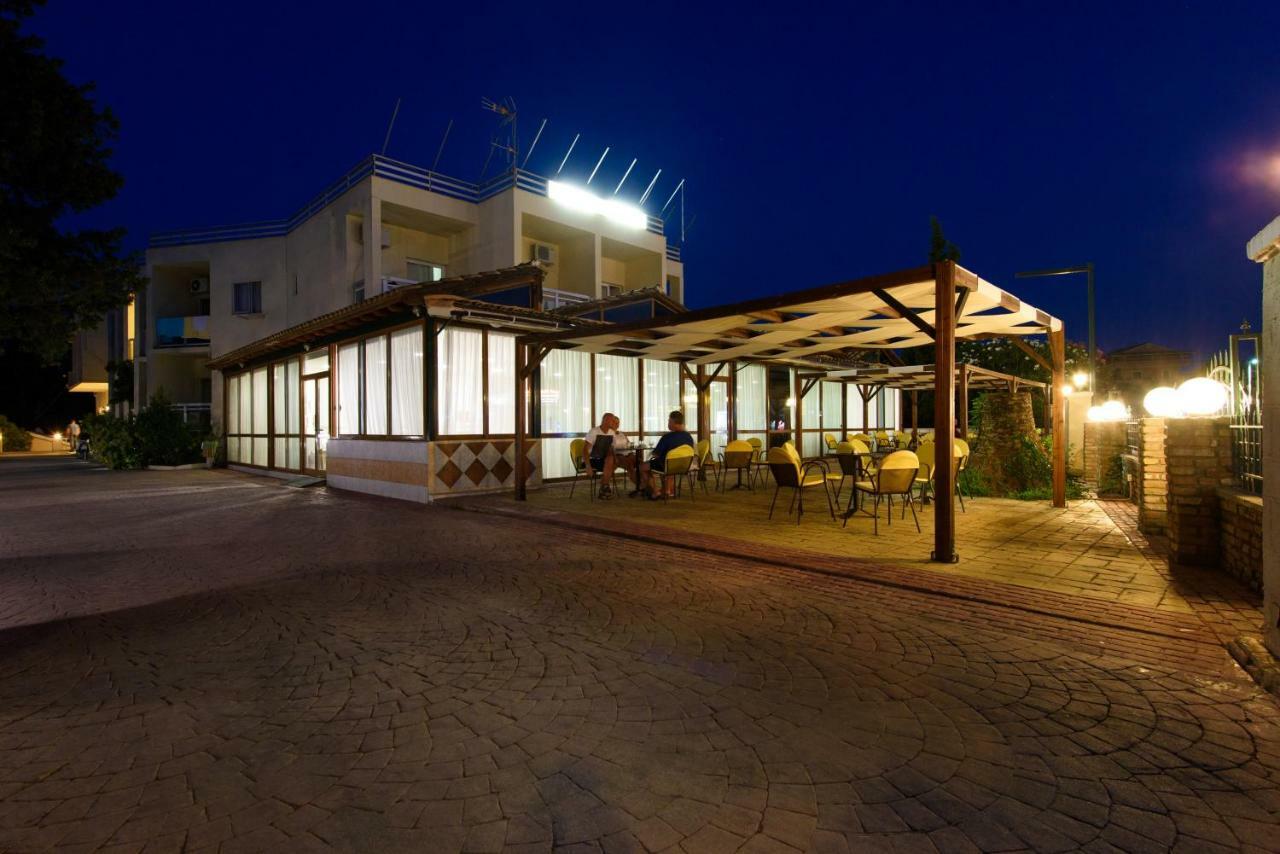 Amalia Hotel - Adults Only ذيسْخا المظهر الخارجي الصورة